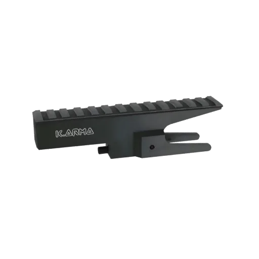3D модель черного тактического кронштейна K.ARMA с планкой Пикатинни сверху.
