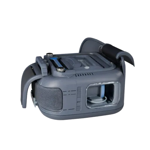 Реалистичная 3D-модель трекера в медицинском стиле, студийный рендер в три четверти, показывающий силикон, удобство ношения.