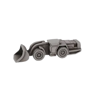 3D модель серого тяжелого шахтного погрузчика с большим ковшом и прочными колесами на черном фоне.