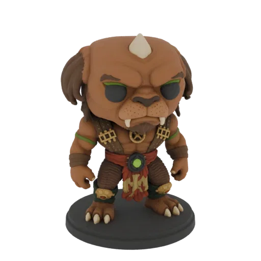 3D-модель коричневого зверовоина в стиле Funko Pop, с племенной броней и свирепым выражением, стоящая на черной подставке.