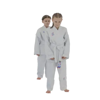 3D модель двух юных девочек в белых кимоно карате, стоящих рядом в дружелюбной позе.