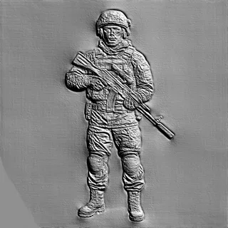 3D модель барельефа солдата в камуфляже с автоматом, стоящего в полный рост
