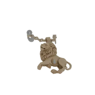 3D модель кулона льва с детализированной гривой и прикрепленной цепочкой, на белом фоне.