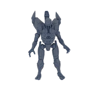 Детализированная 3D модель футуристического меха воина, стоящего в нейтральной позе на белом фоне.