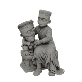 3D-модель Монстра Франкенштейна, нежно держащего ребенка и плюшевого мишку, с детализированными швами и рваной одеждой.