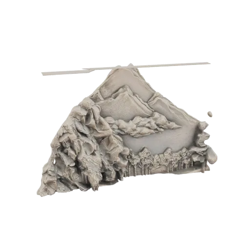 3D модель горного пейзажа с каменистыми утесами, вершиной, облаками и лесом у подножия.