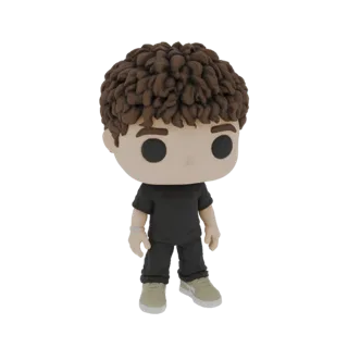 3D модель мальчика в стиле Funko Pop с кудрявыми каштановыми волосами, в черной футболке и штанах, стоящего на белом фоне.