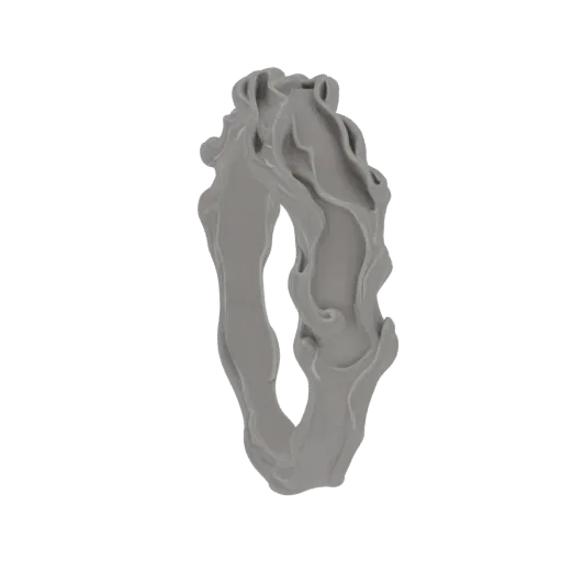 3D модель кольца с текучим, органическим и абстрактным дизайном, представленная в матовом сером цвете.