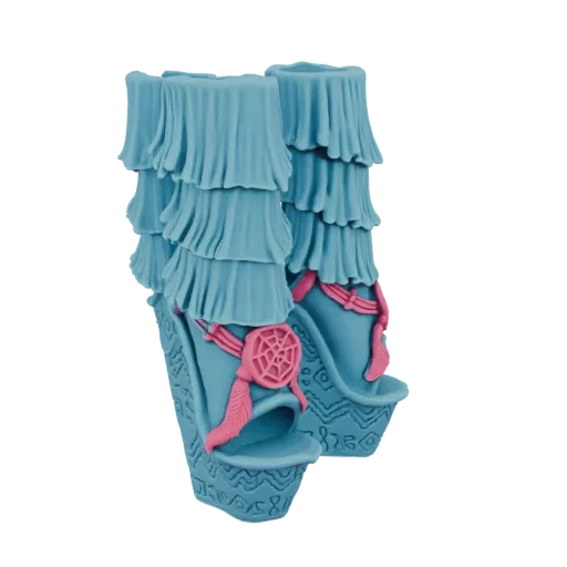 3D модель бирюзовых босоножек в стиле бохо с розовым ловцом снов и перьями, узоры на танкетке.