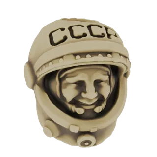 3D модель ретро шлема космонавта СССР с надписью 'СССР', показывающая улыбающееся лицо внутри.