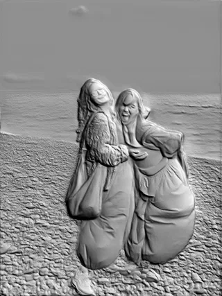 3D модель барельефа с изображением двух смеющихся девушек на пляже, с высокой детализацией и текстурой.