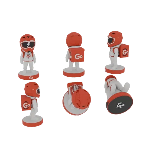 3D модель боблхеда Go Rider, стилизованный персонаж в красном шлеме и с рюкзаком, показан под разными углами.