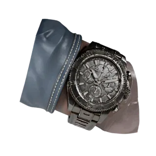 Высокополигональная 3D-модель часов Diver Chronograph, студийный рендер крупным планом, демонстрирующий металлический корпус,