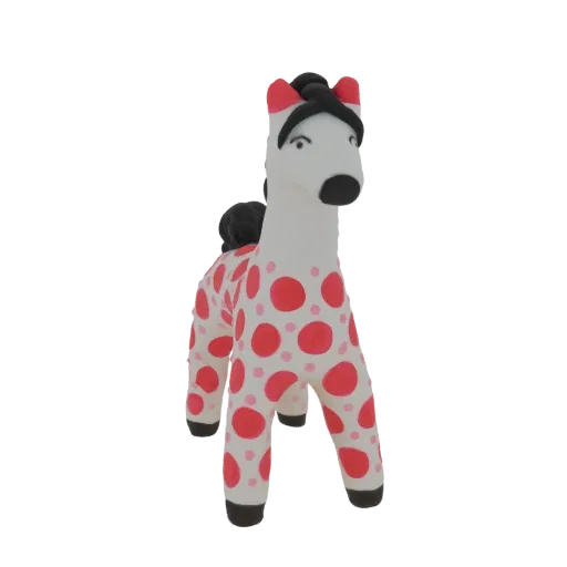 3D модель белой игрушечной лошадки с красными и розовыми горошинами, черной гривой и копытами, представленная на белом фоне.