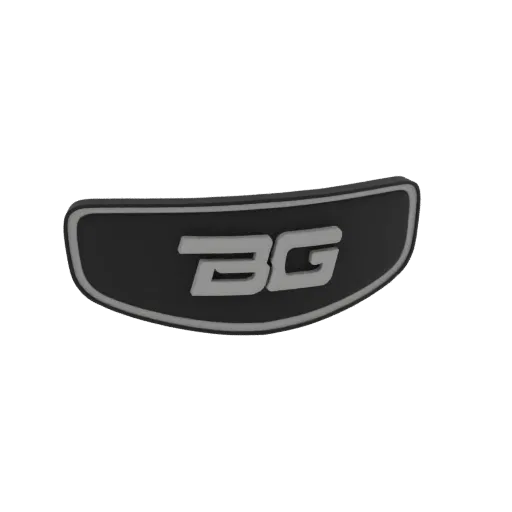 3D модель темной овальной эмблемы BG с рельефными серебряными буквами и серебряным контуром.