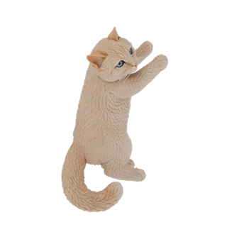 3D модель кремового кота с голубыми глазами, запечатленная в игривой позе прыжка на белом фоне.