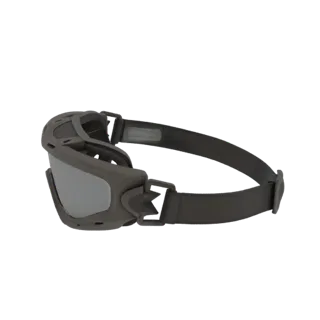 Вид сбоку 3D модели темно-серых тактических очков с зеркальными линзами и регулируемым ремешком.