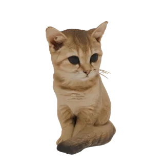3D модель милого котенка песчаной кошки сидит, с большими черными глазами и песчаной шерстью, на белом фоне.