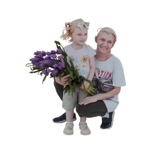 3D model of a smiling mother kneeling next to her daughter, who is holding a bouquet of purple tulips.