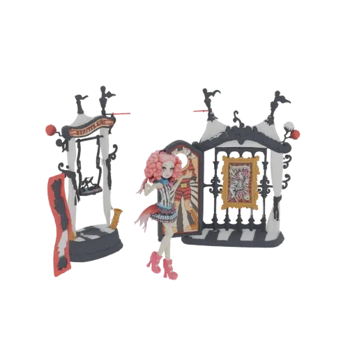 3D модель куклы Фрэнки Штейн из Школы Монстров рядом с миниатюрной игровой сценой в цирковой тематике.