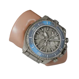 Стилизованная 3D-модель часов Diver Chronograph, стилизованный изометрический рендер, показывающий металлические корпуса, мас