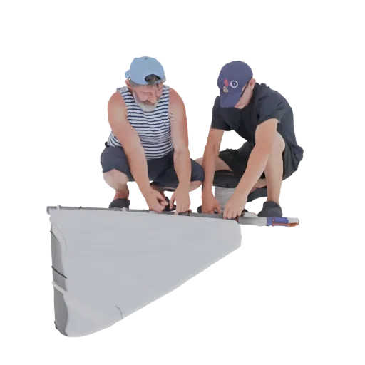 3D модель отца и сына, присевших вместе, работающих над белым парусом парусной лодки, на белом фоне.