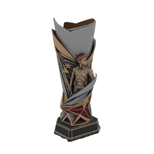 3D модель военного трофея солдата с абстрактными серебристыми и золотыми элементами и фигурой солдата бронзового цвета.